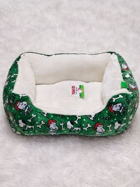 Charlie Brown Snoopy Christmas Pet Cat Dog Bed New With Tags 2025 Green Multi